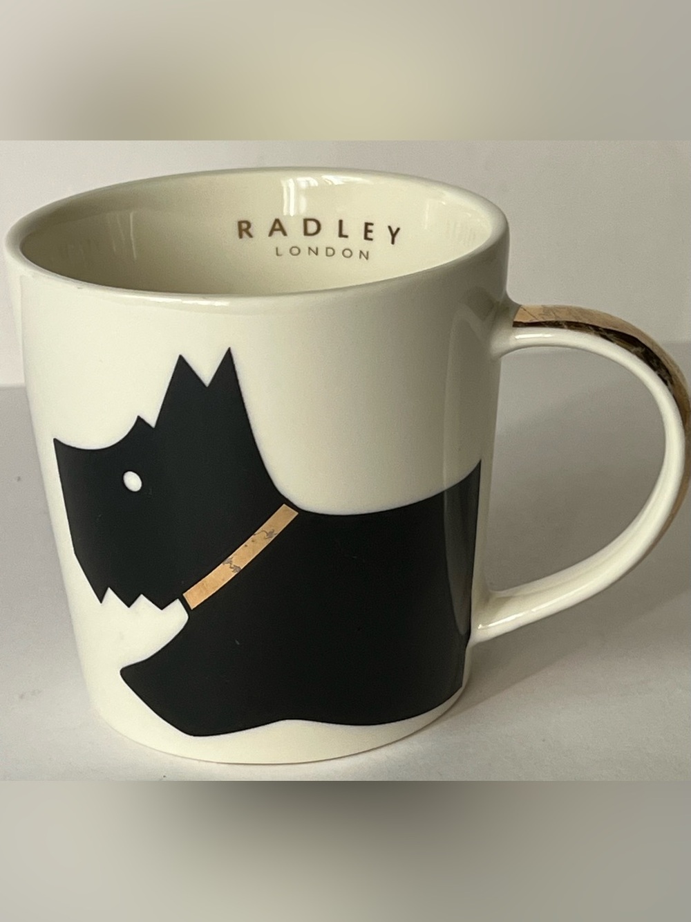 RADLEY LONDON White Ceramic Mug with Black Scottie and Gold Collar